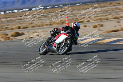 media/Jan-08-2022-SoCal Trackdays (Sat) [[1ec2777125]]/Turn 11 (215pm)/